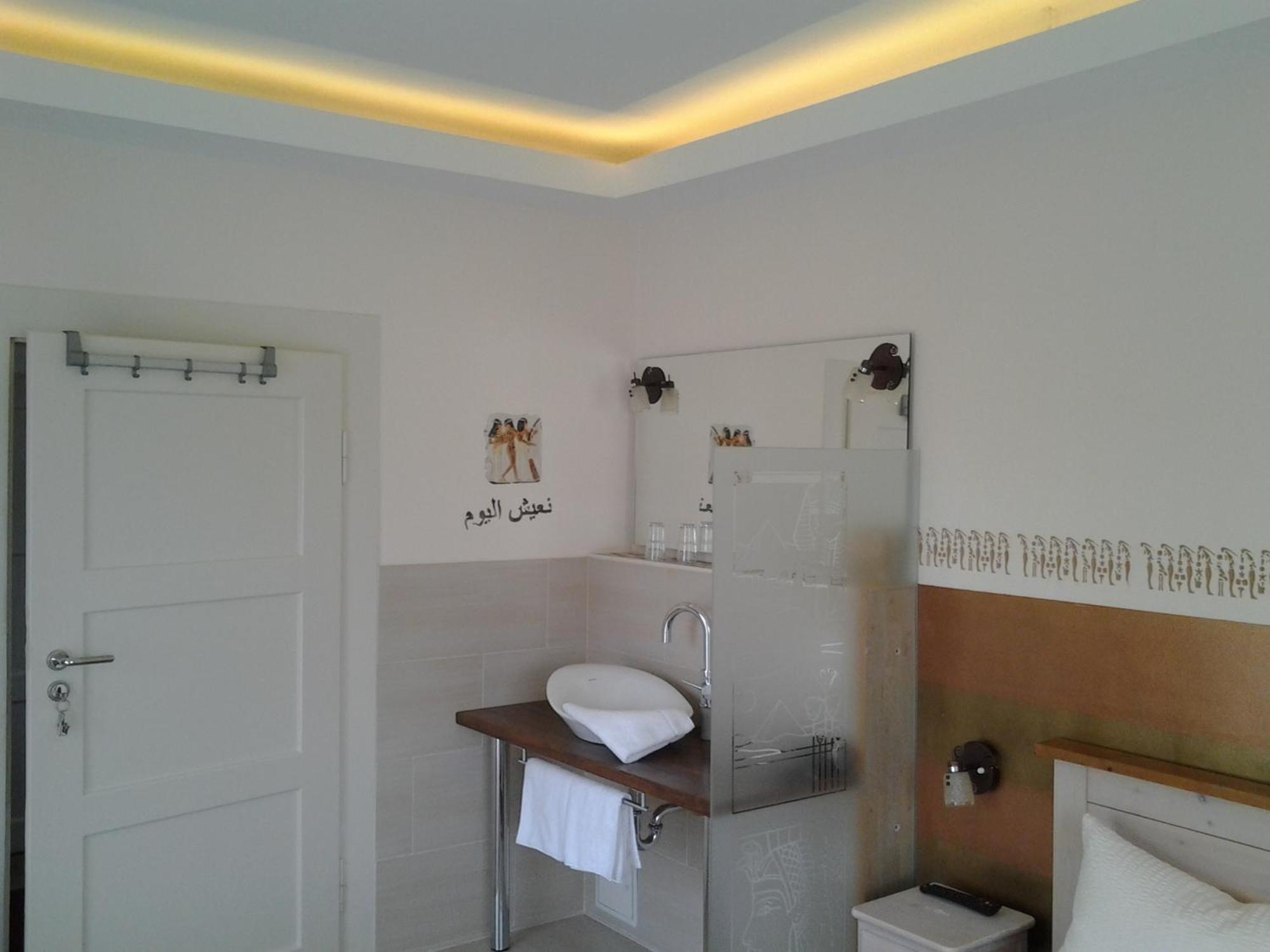 Lug Ins Land Wachsenberg Hotel Neusitz  Room photo